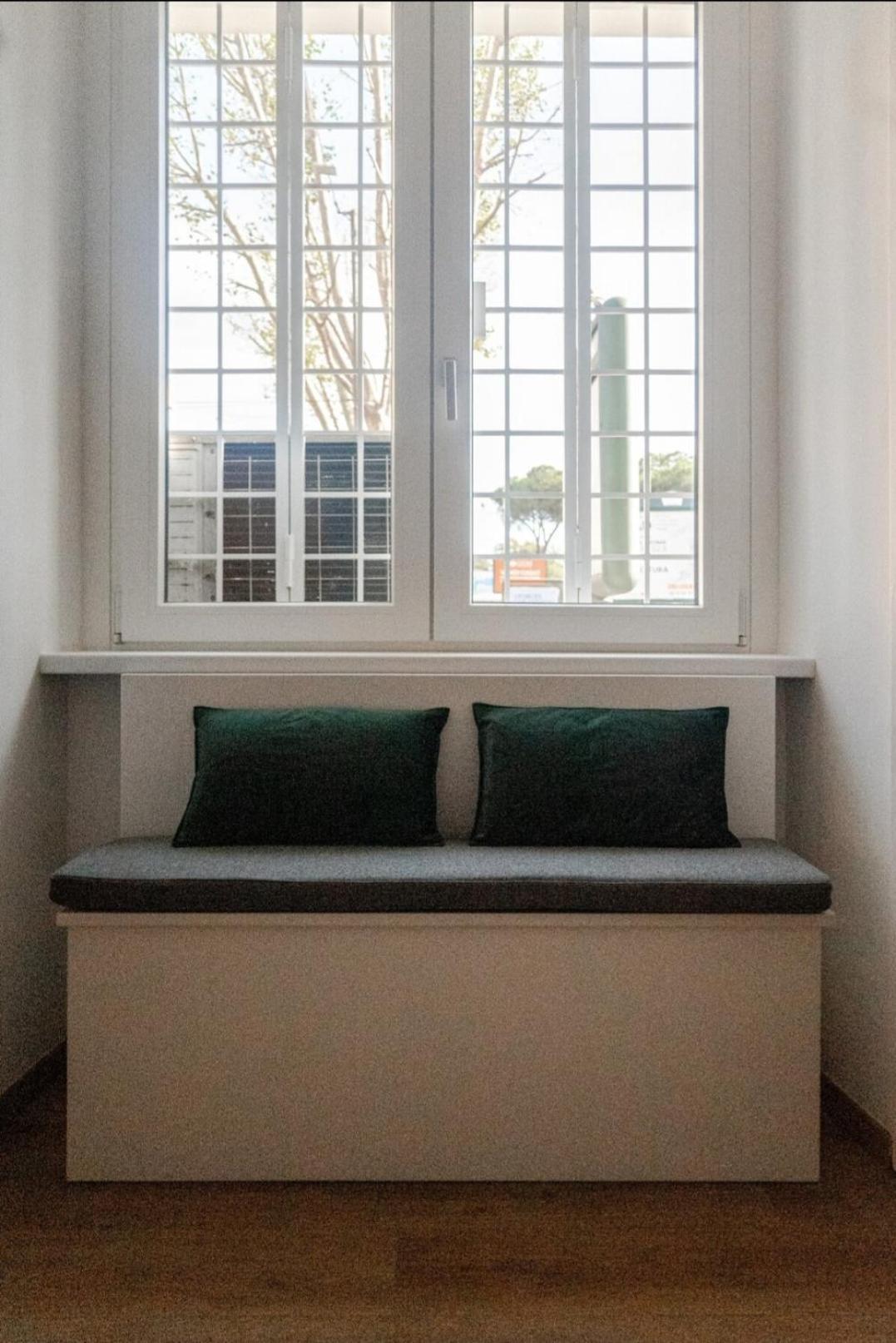 Suite Guido Reni Rome Bagian luar foto